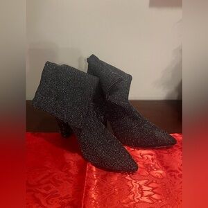 Shoe Dazzle black shiny ankle booties